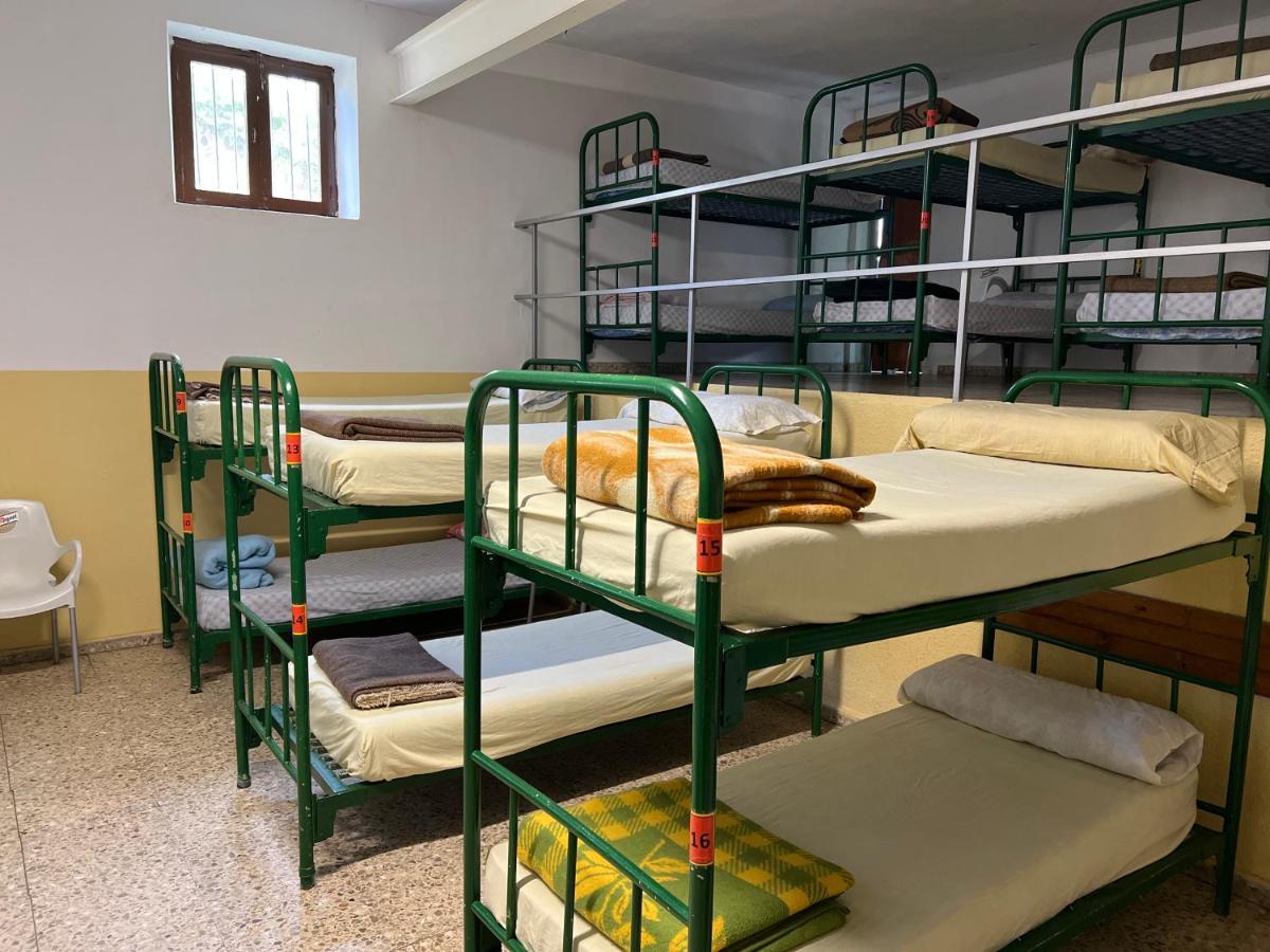 Albergue Municipal Hostel San Martin del Camino Luaran gambar